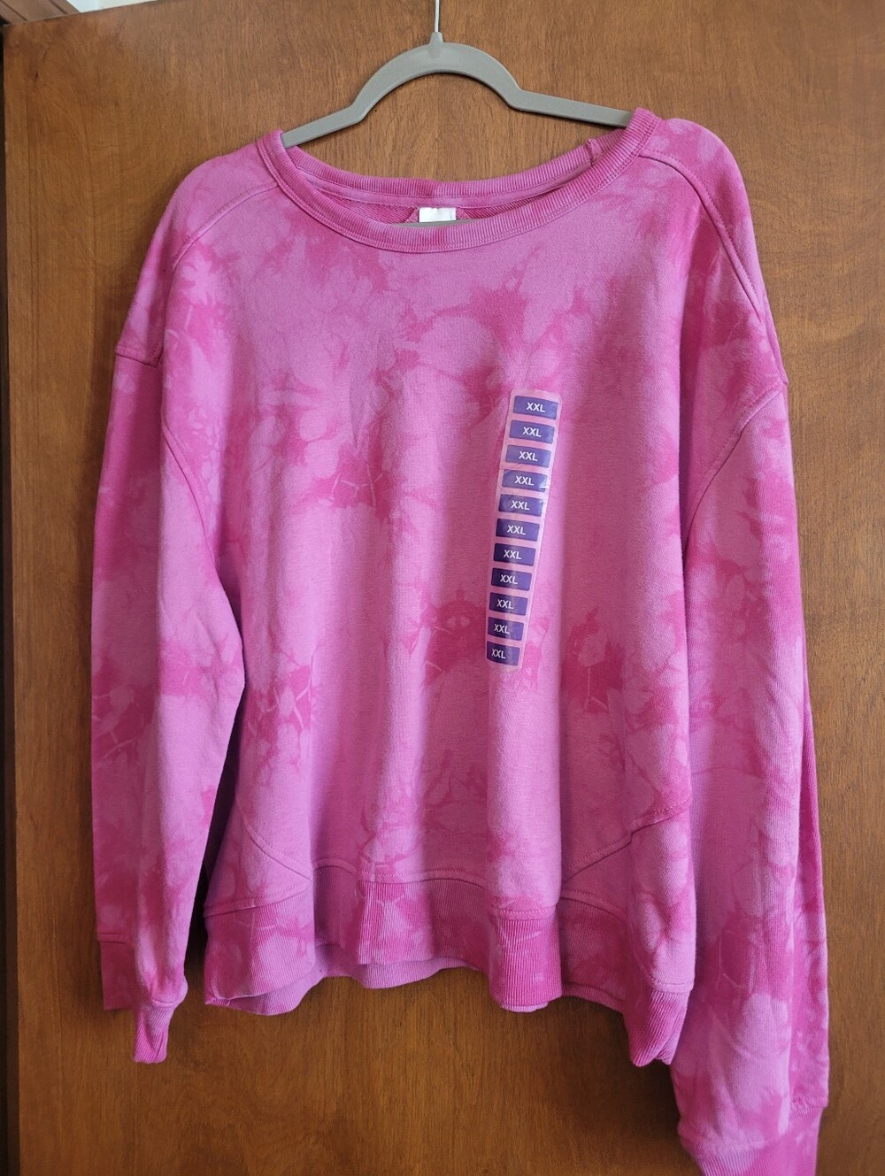 NWT Women’s Pink Tie-Dye Crewneck Sweatshirt
